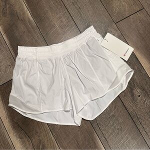 Lululemon Hotty Hot Short II *Long 4"